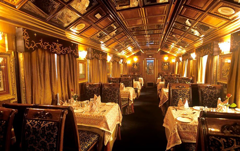 luxury trains of india